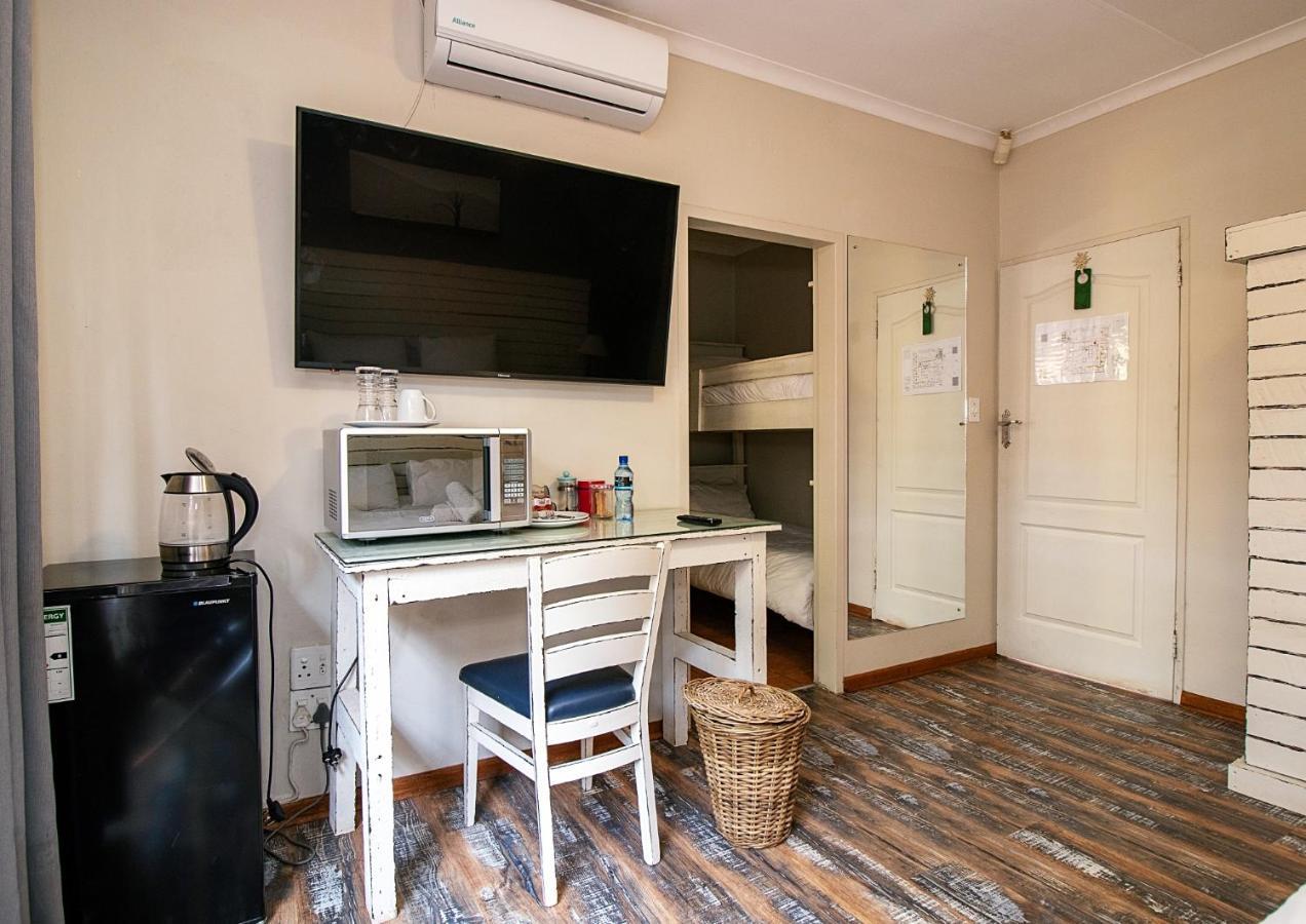 The Doors Inn Mokopane Bagian luar foto